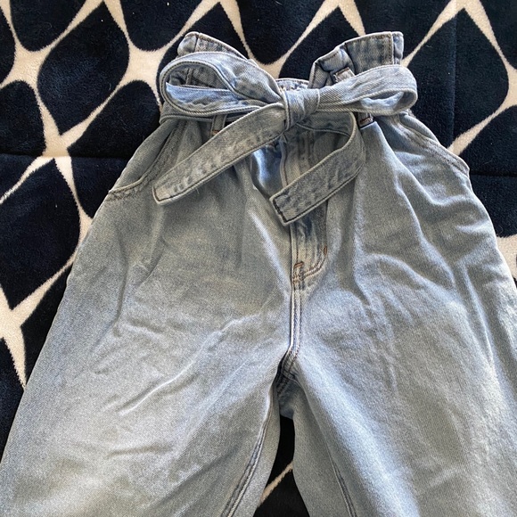 American eagle mom jeans size 2 long - Picture 2 of 5